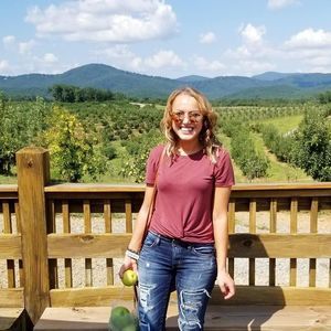 Meet your Posher, Kathy